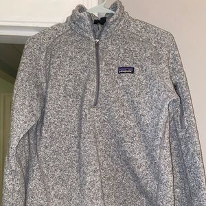 Women’s grey Patagonia half zip fleece size large